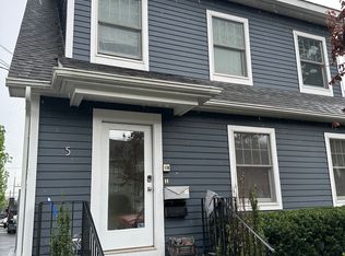 5 Myrtle St #1, Norwalk, CT 06855