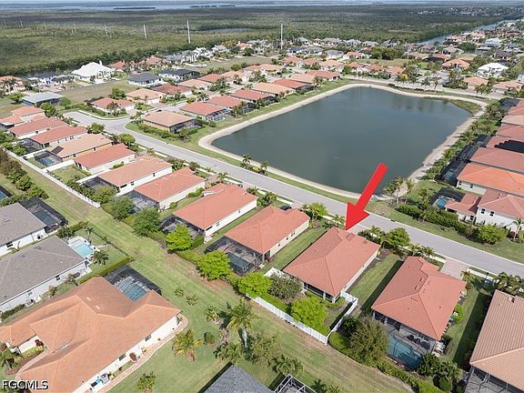 3rd image of 2935 Sunset Pointe Cir