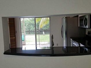 9847 NW 57th Mnr, Coral Springs, FL 33076