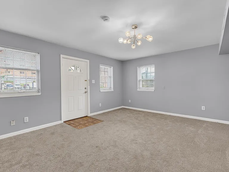 8216 Nolte Ave #4 — Photo 5