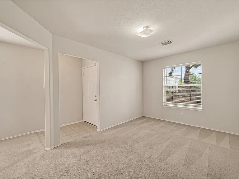 19119 Yaupon Ranch Dr — Photo 8