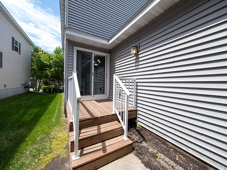 10021 Iris Ln — Photo 31