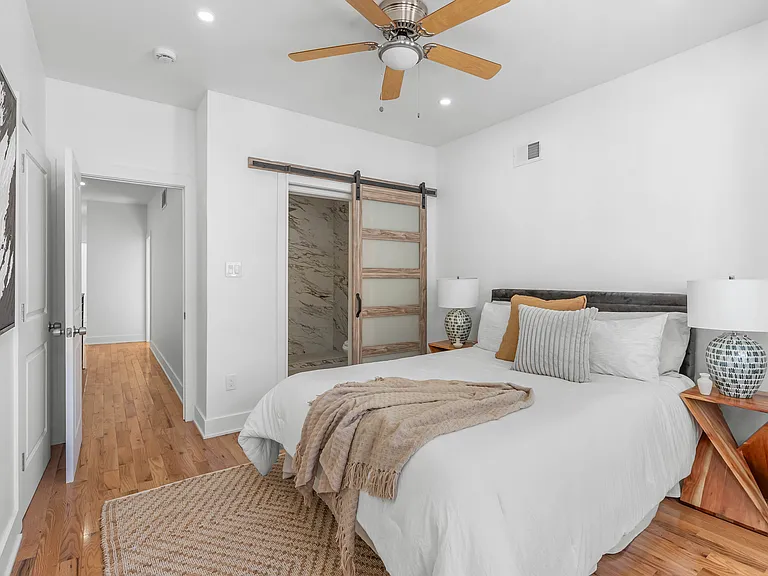 5118 Chancellor St — Photo 20