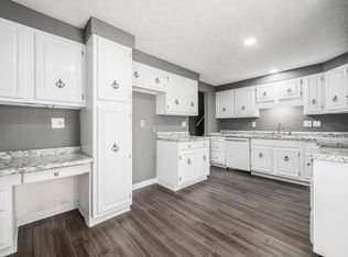 1477 McNaughten Rd, Columbus, OH 43232