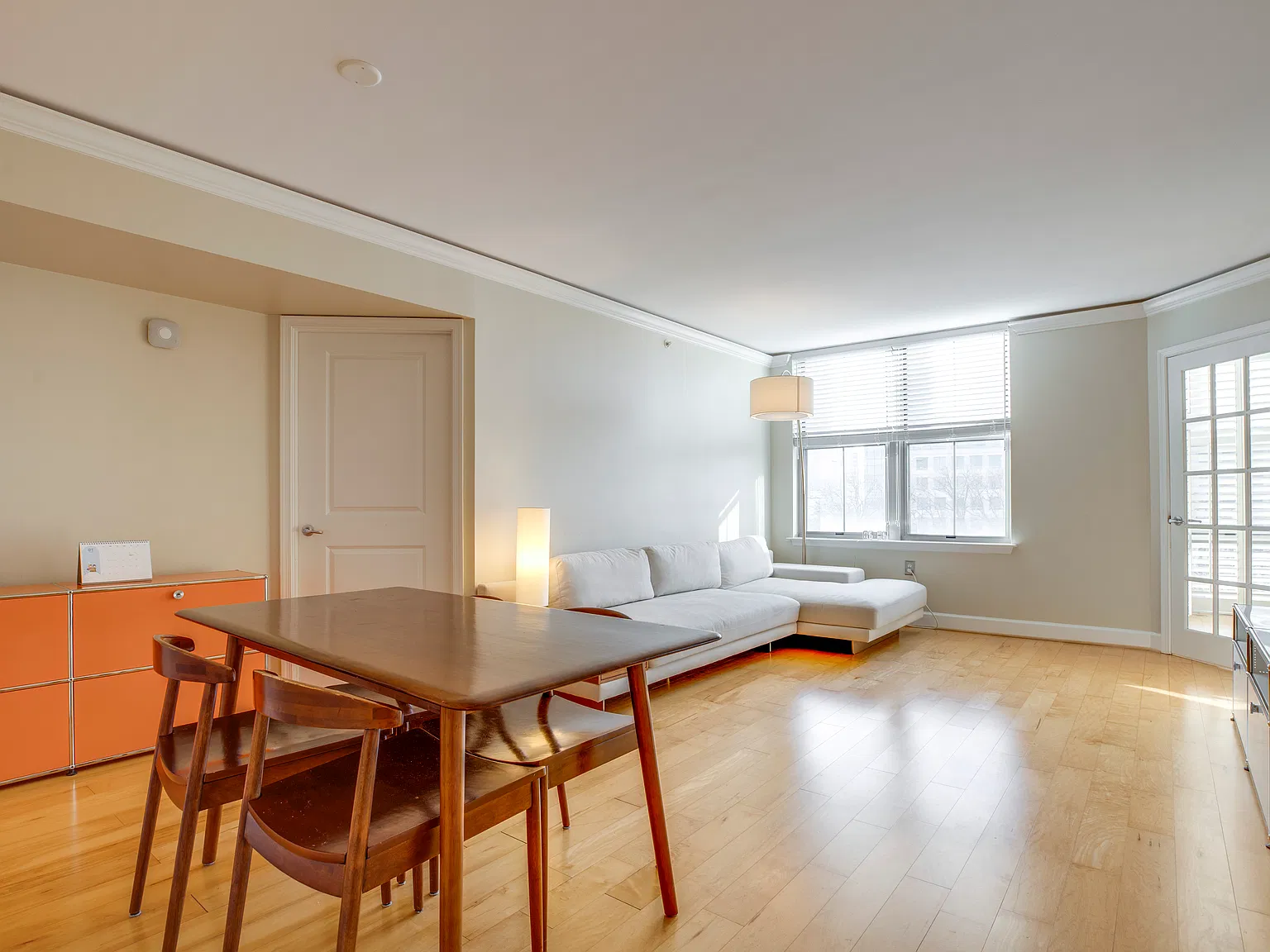 2 bed, 1161 sqft, $2,950 — Photo 4