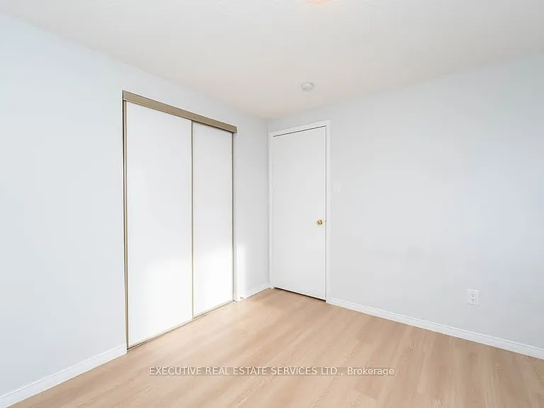 11 Upland Dr #UPPER — Photo 28