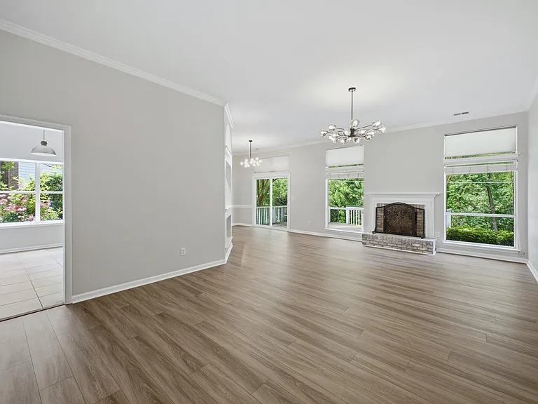 12103 Wagon Wheel Ct — Photo 8