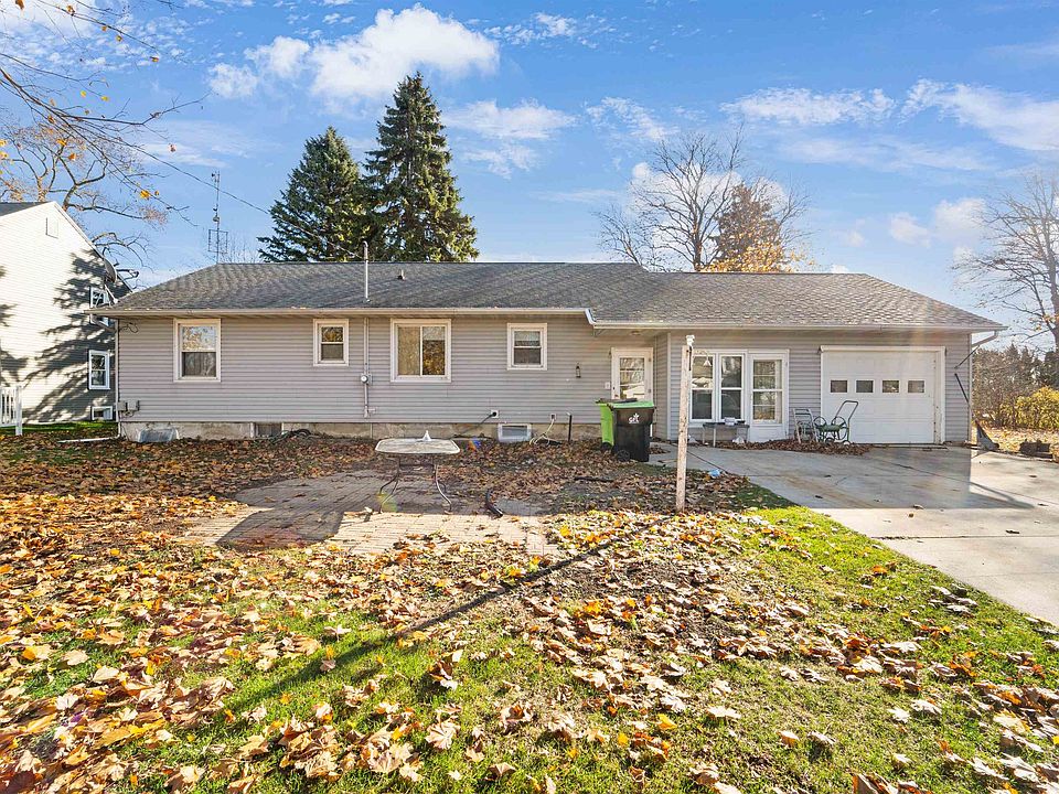1st image of W5348 Garden Dr