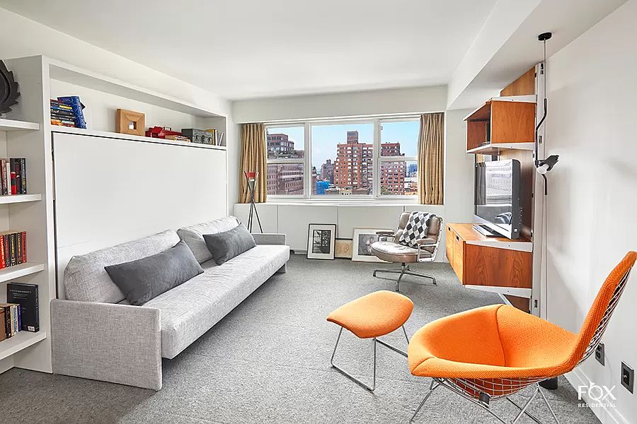 1st image of 101 W 12th St APT 15E