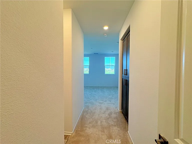 8439 Bickmore Ave #8439 — Photo 19