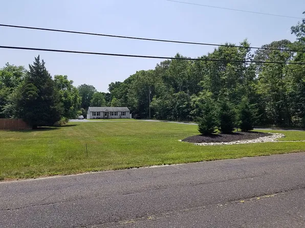 530 4th Ave, Galloway, NJ 08205