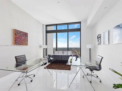 88 SW 7th St APT 4201, Miami, FL, 33130