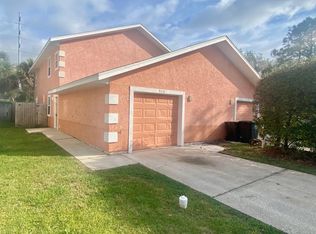 93 Dudley St #2, Atlantic Beach, FL 32233