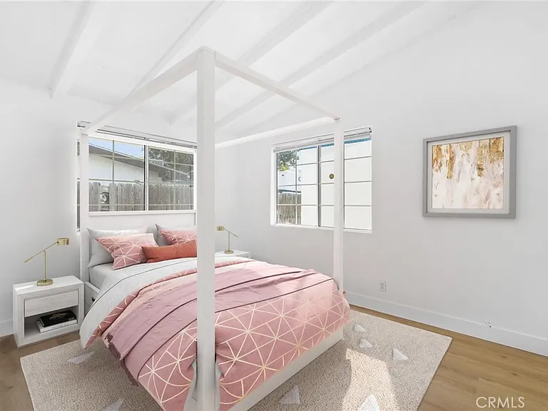 20321 Hamlin St — Photo 23