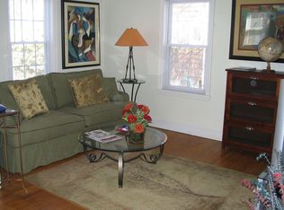 1 Rockland Rd, Marblehead, MA 01945