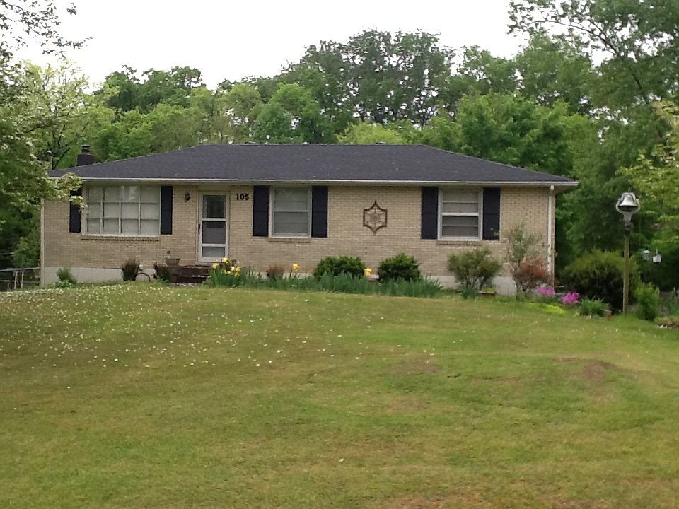 1st image of 105 La Plaza Dr