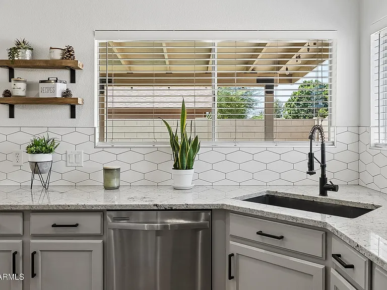 4451 W Creedance Blvd — Photo 10