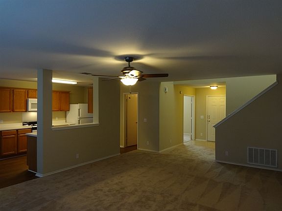 4th image of 5007 Daymon Ct