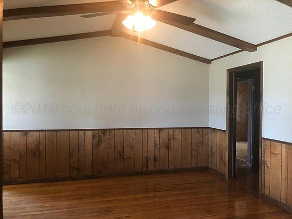 5th image of 101 E Tascosa St
