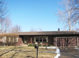 2324 Winchester Dr, Champaign, IL