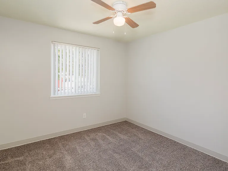 Kenton Place — Photo 23