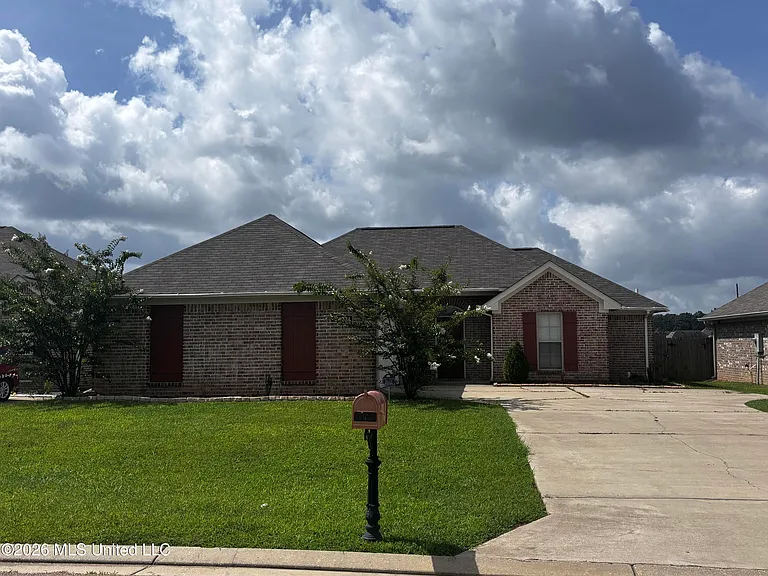 1234 Addison Ln — Photo 1