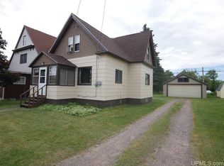 61 2nd St, South Range, MI 49963