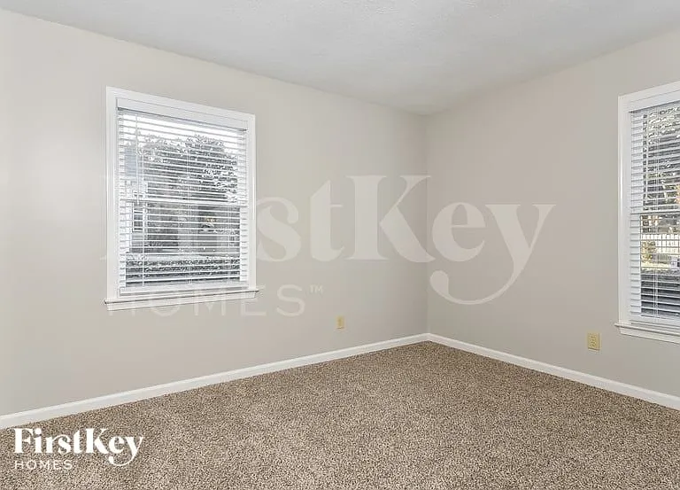 3501 Cardinal Ridge Dr — Photo 12