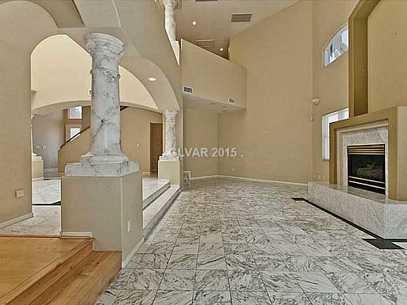 3rd image of 8133 Desert Jewel Cir
