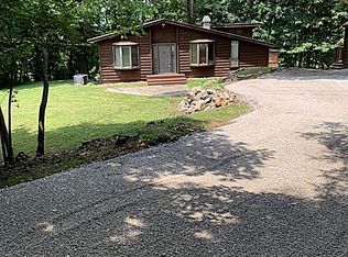 2812 Ozark Dr, Saint Louis, MO 63122