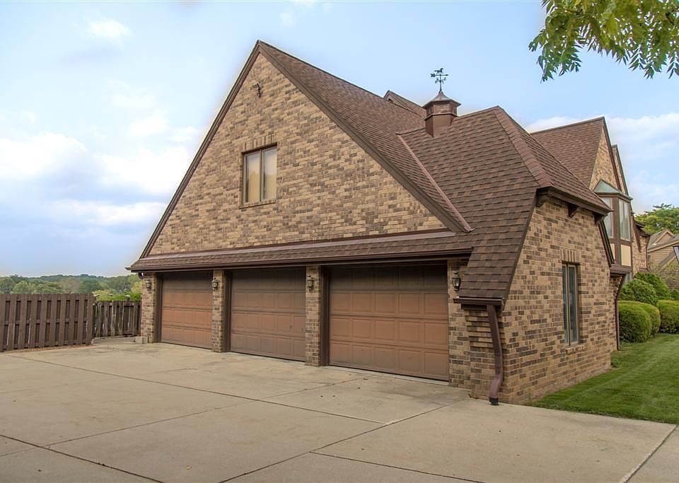 S76W12854 Cambridge Ct E, Muskego, WI 53150 Zillow