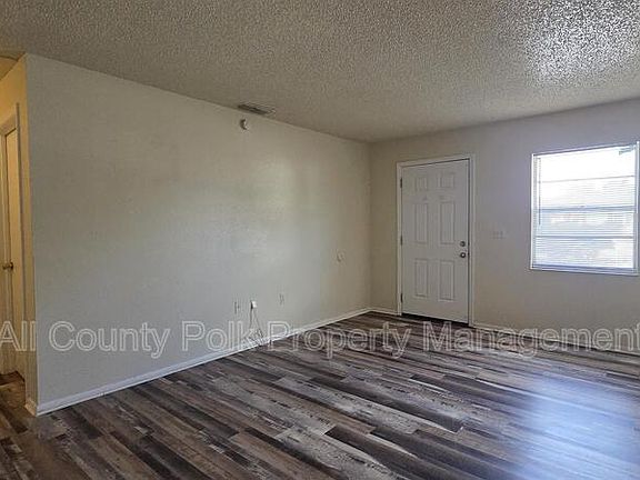3rd image of 1516 Moonlite Dr