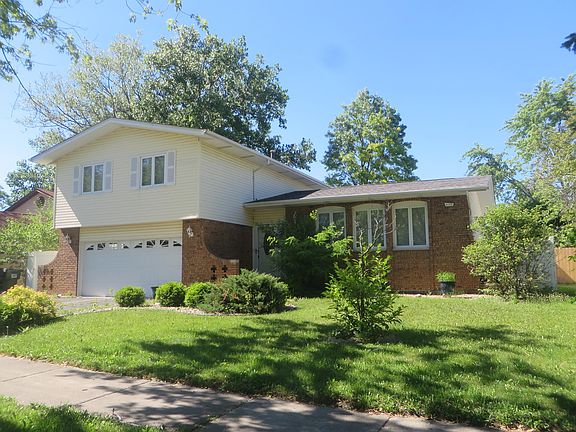 3rd image of 5126 Roberta Ln