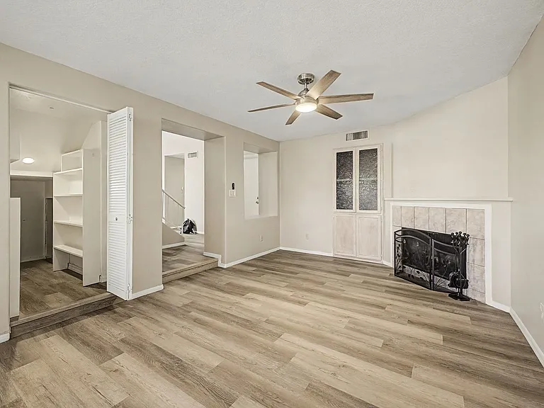 184 S Willow Creek St — Photo 12