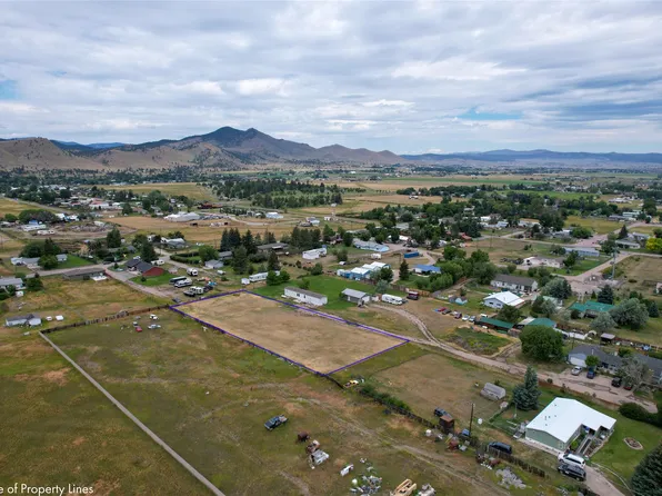 5325 Kerr Dr, Helena, MT 59602