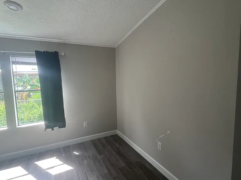 16160 Sarasota St — Photo 6