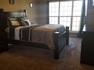 105 Manchester Ln, Byron, GA 31008