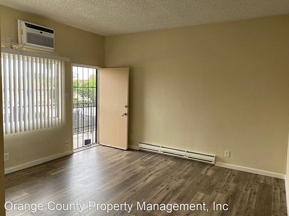 3rd image of 2831 Bristol St #210