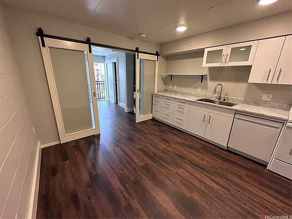 5th image of 803 Waimanu St #407