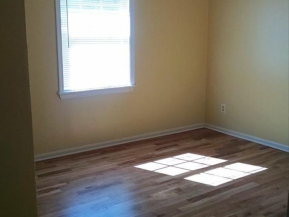 Color has been changed to griege.