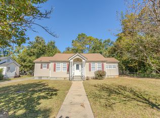 809 Highland Ave, Dublin, GA 31021
