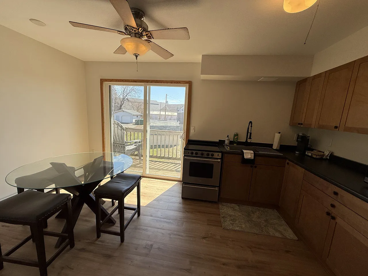 2 bed, 1450 sqft, $1,650 — Photo 1