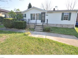 11039 Unity Rd, New Middletown, OH 44442