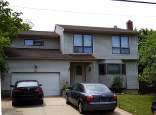 752 Windmill Ave, West Babylon, NY 11704