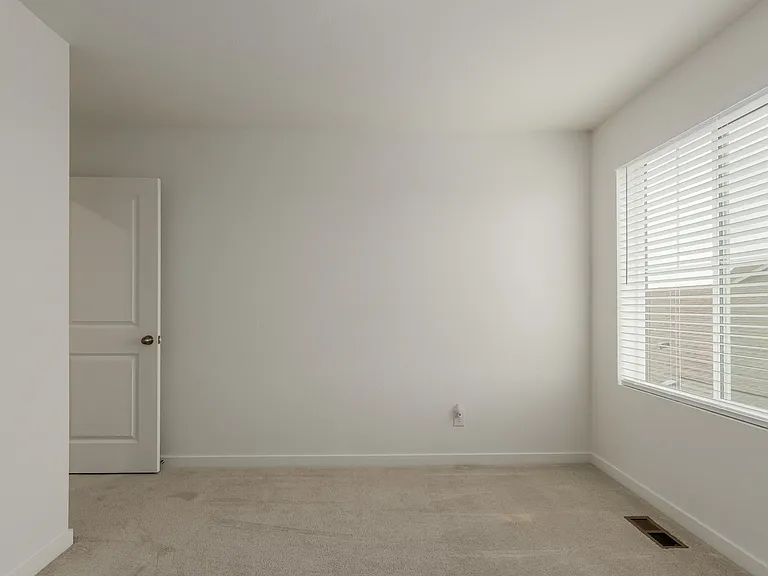 870 Mosquito Ct — Photo 16