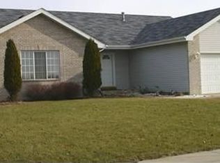 757 Sunflower Ln, Dyer, IN 46311