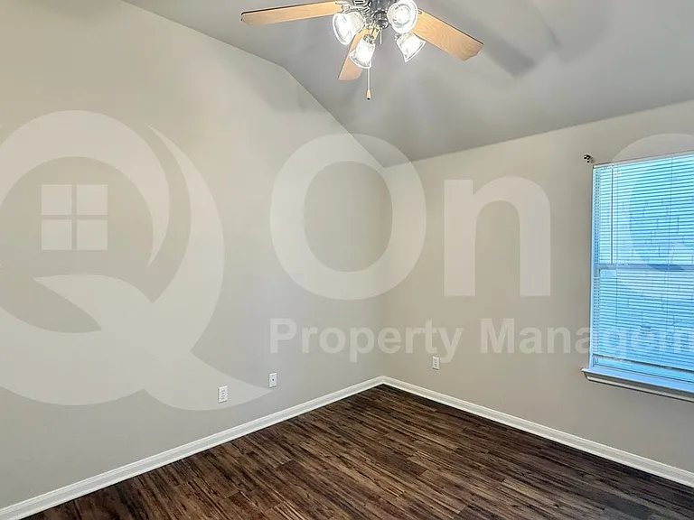 18805 Edinburgh Castle Rd — Photo 17