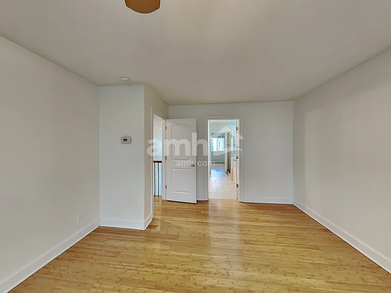 5823 Parkstone Dr — Photo 13