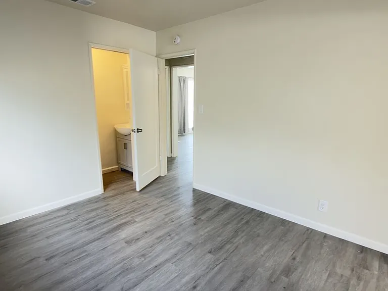 6403 Barela Ave — Photo 12