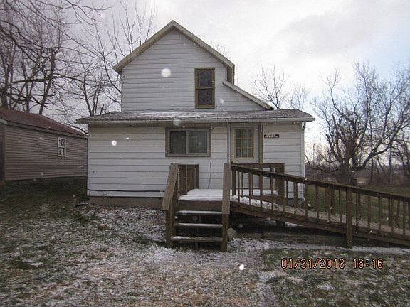 2nd image of 1153 N Main St
